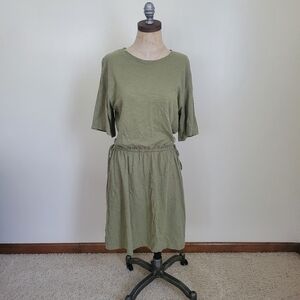 Old Navy Short Sleeve Knit Waisted Casual Tshirt Dress In Saguaro Green M